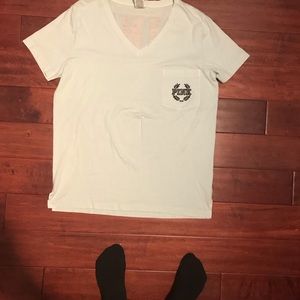 PINK v neck short sleeve shirt